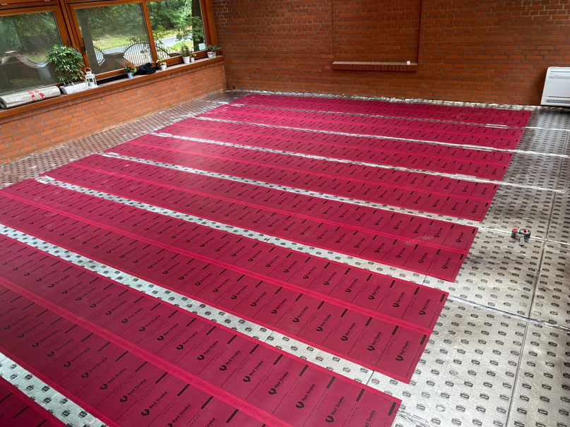 Folia grzewcza Red Snake
